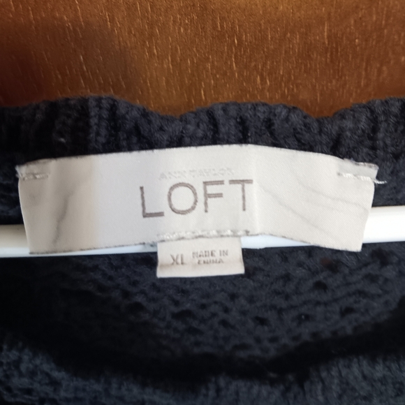 LOFT Black Textured Women's Sweater - Picture 2 of 3